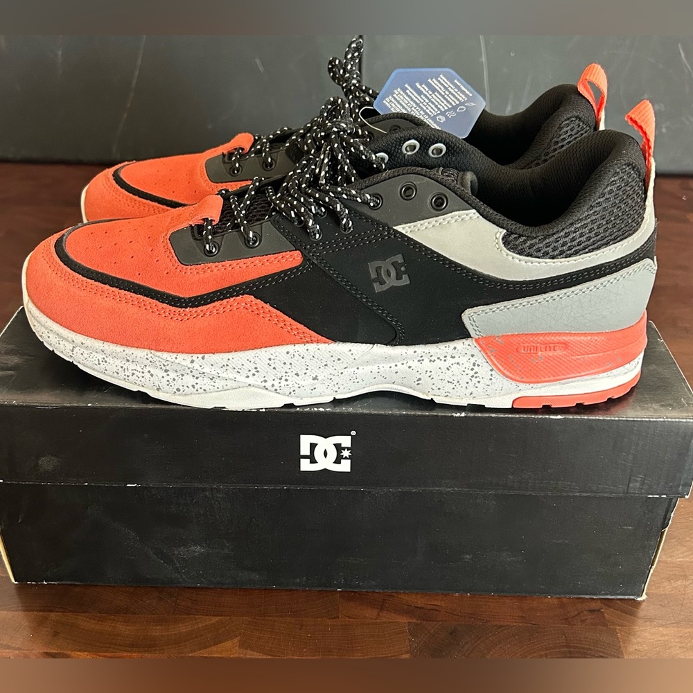 Brand New DC E. Tribeka SE Size 12